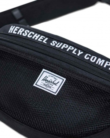 Сумка поясная Herschel Nineteen Bachelor 10590 (BLACK 3 L)