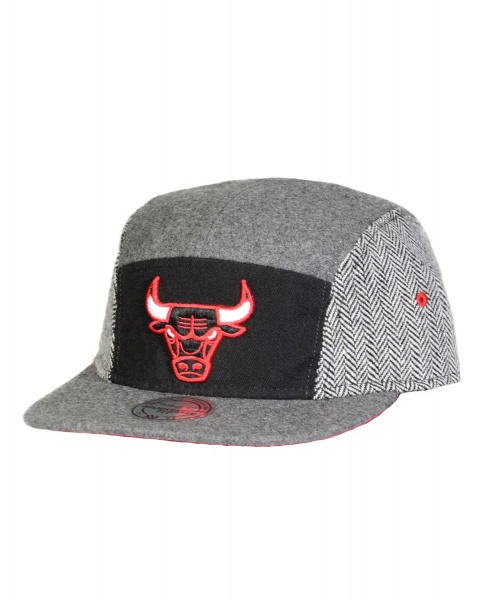 Головной убор EU048 5 PANEL Chicago Bulls MN-EU048-5PANEL (Chicago Bulls Grey Red, OS)