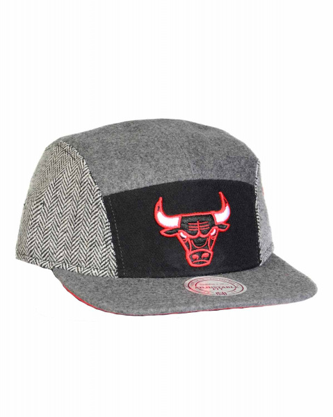 Головной убор EU048 5 PANEL Chicago Bulls MN-EU048-5PANEL (Chicago Bulls Grey Red, OS)