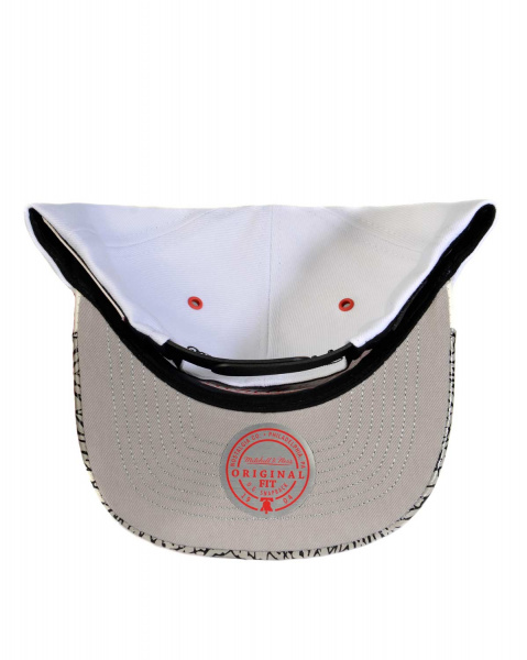 Головной убор 6HSSMM19505 DAY 3 SNAPBACK Chicago Bulls Khaki 6HSSMM19505-CBUKHAK (Chicago Bulls Pattern / White, OS)
